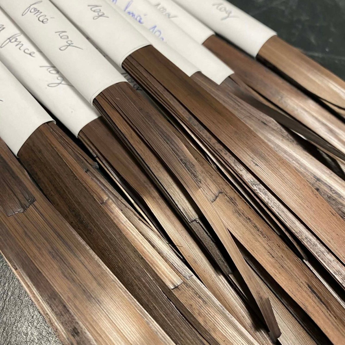 Paille de seigle Aplanie - Marron foncé - 10 gr